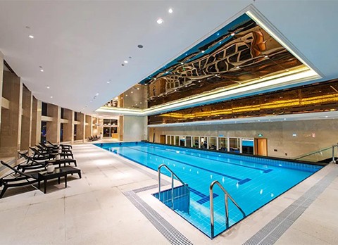 炎熱夏季，室內(nèi)泳池要如何做？